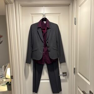 Calvin Klein great business suit  Tailored Fit jacket and straight leg trousers